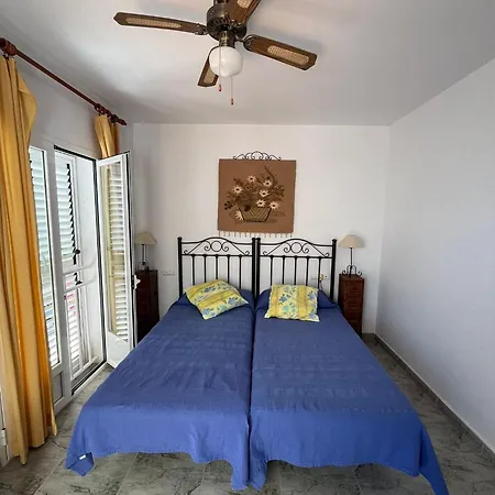 Duplex En Urbanizacion Con Piscina Comunitaria Y Wifi