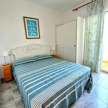 Duplex En Urbanizacion Con Piscina Comunitaria Y Wifi *